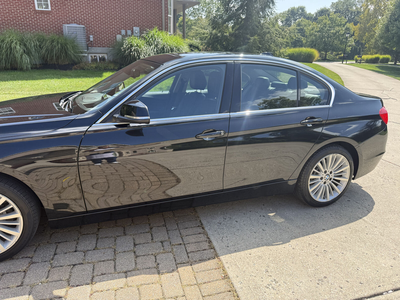 BMW 328i