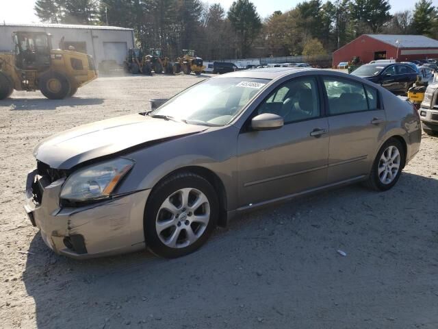 Nissan Maxima