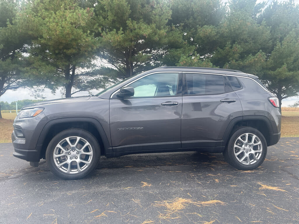 2022 JEEP Compass