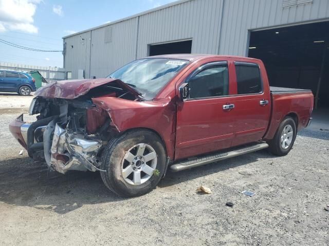 Nissan Titan