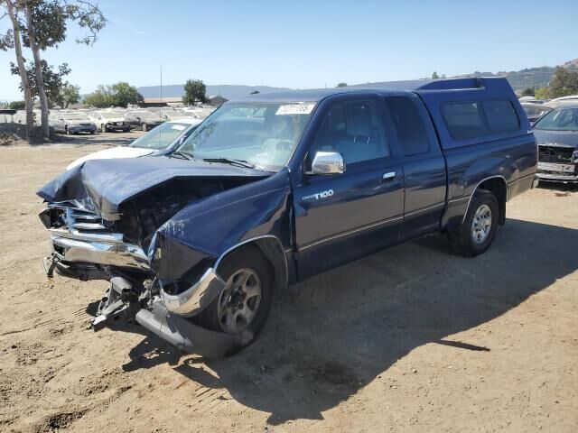 Toyota T100