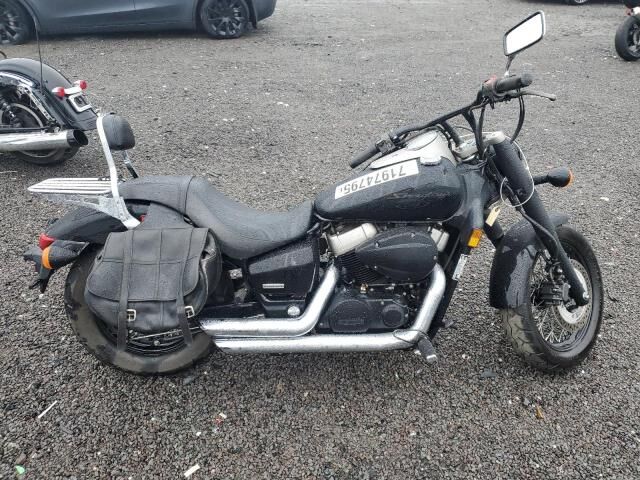 Honda VT750 (Shadow Phantom)