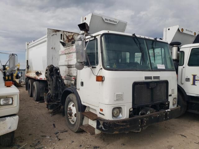 2010 AUTOCAR Xpeditor