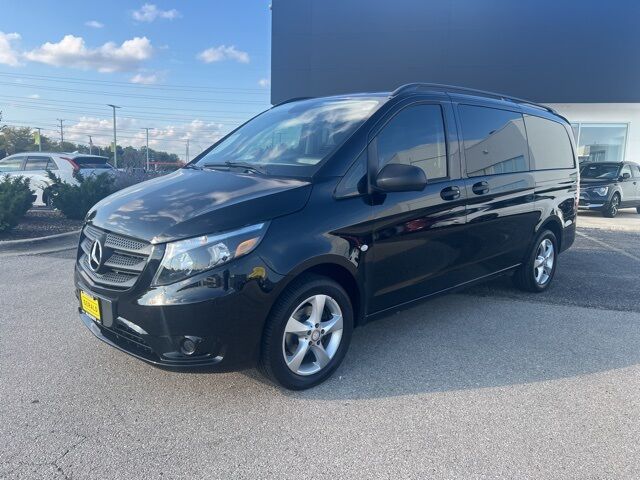 Mercedes-Benz METRIS