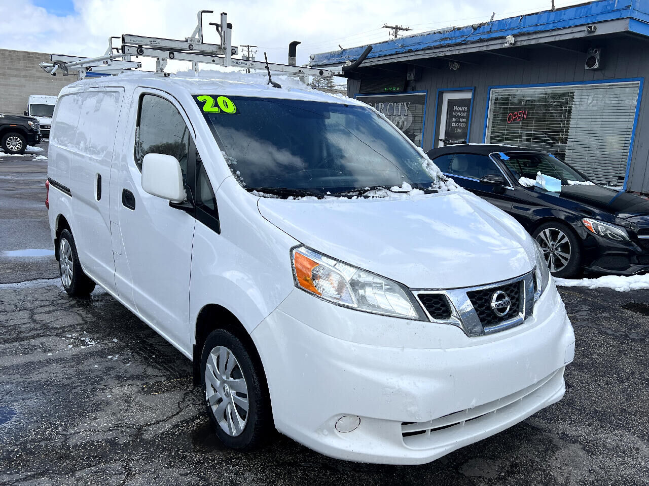2020 NISSAN NV200