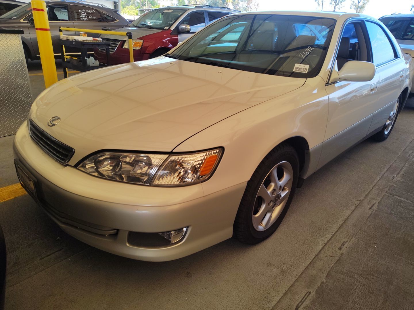 Lexus ES