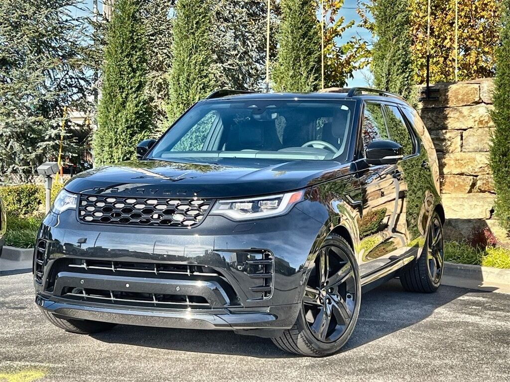 2024 LAND ROVER Discovery
