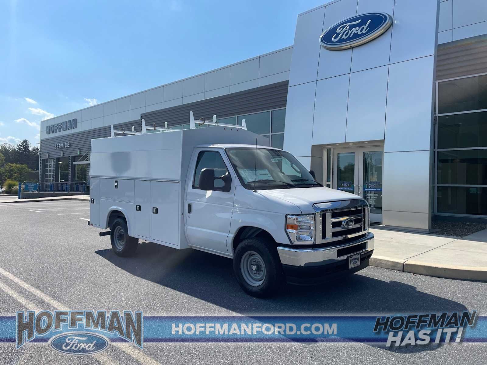 2025 FORD E-350