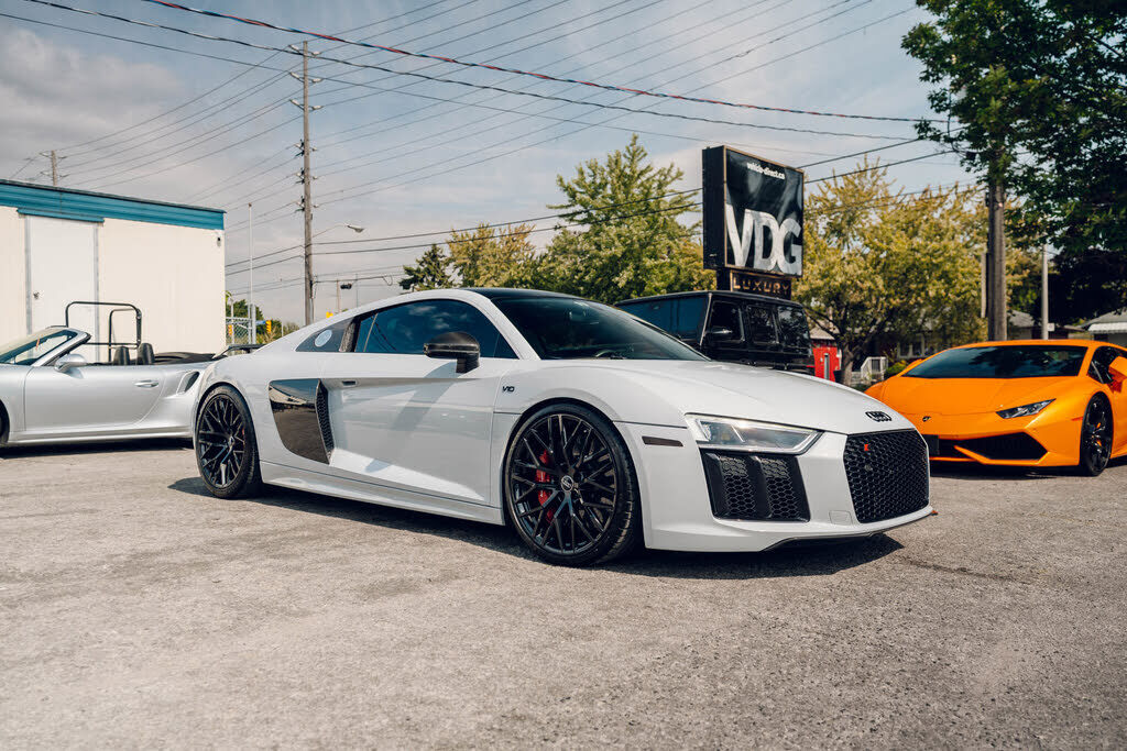 Audi R8