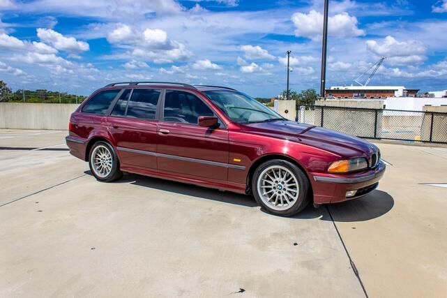BMW 540i