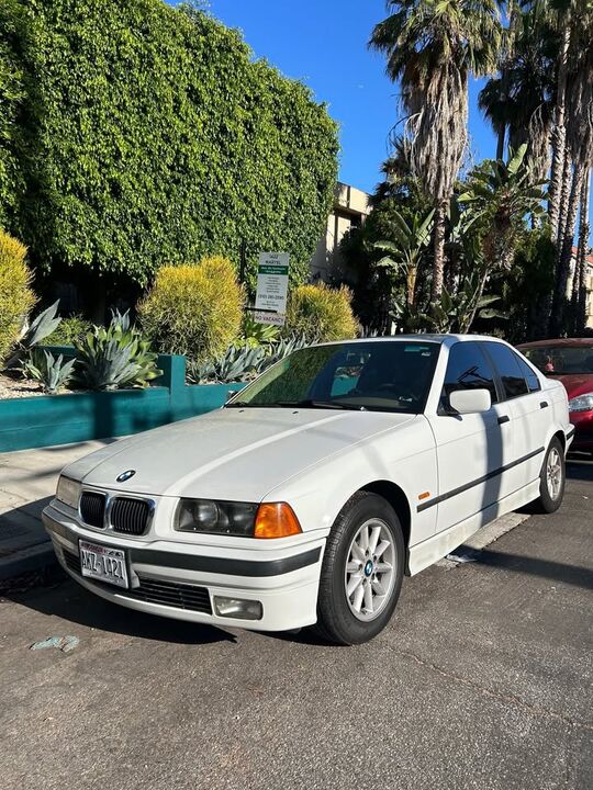 BMW 318i