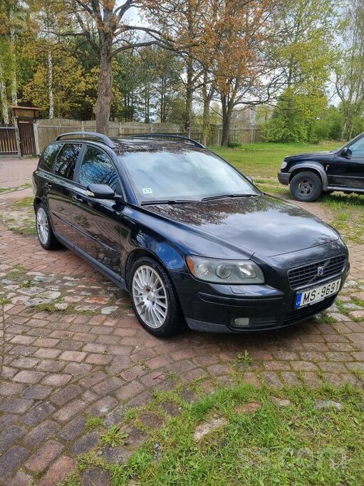 Volvo V50
