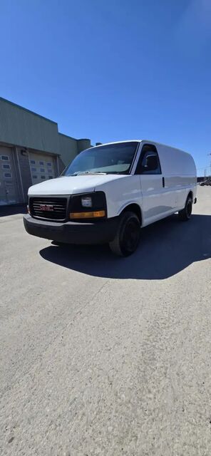 GMC Savana