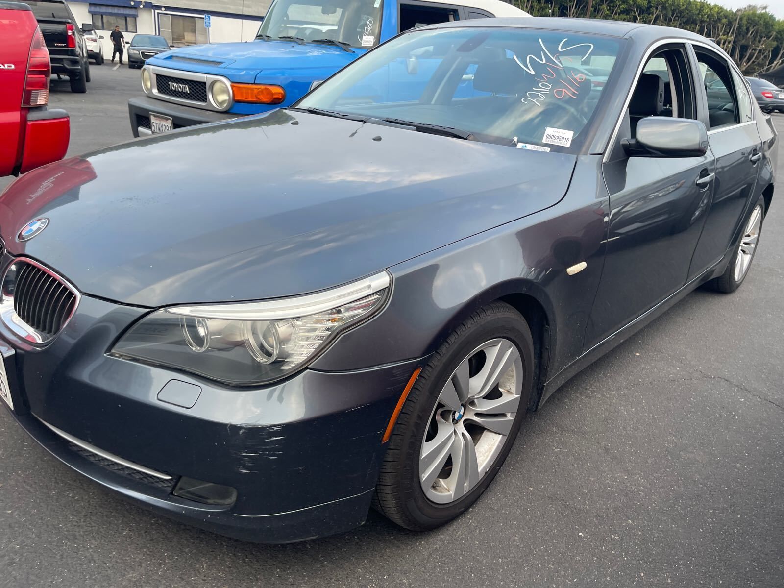 BMW 528i