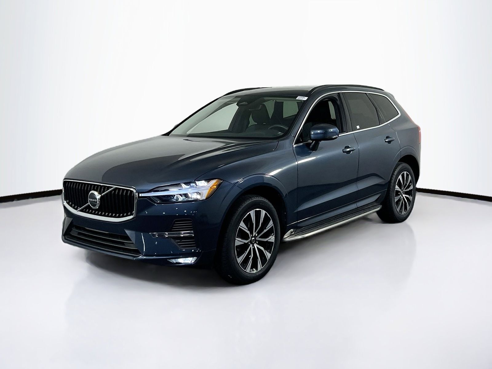 2023 VOLVO XC60