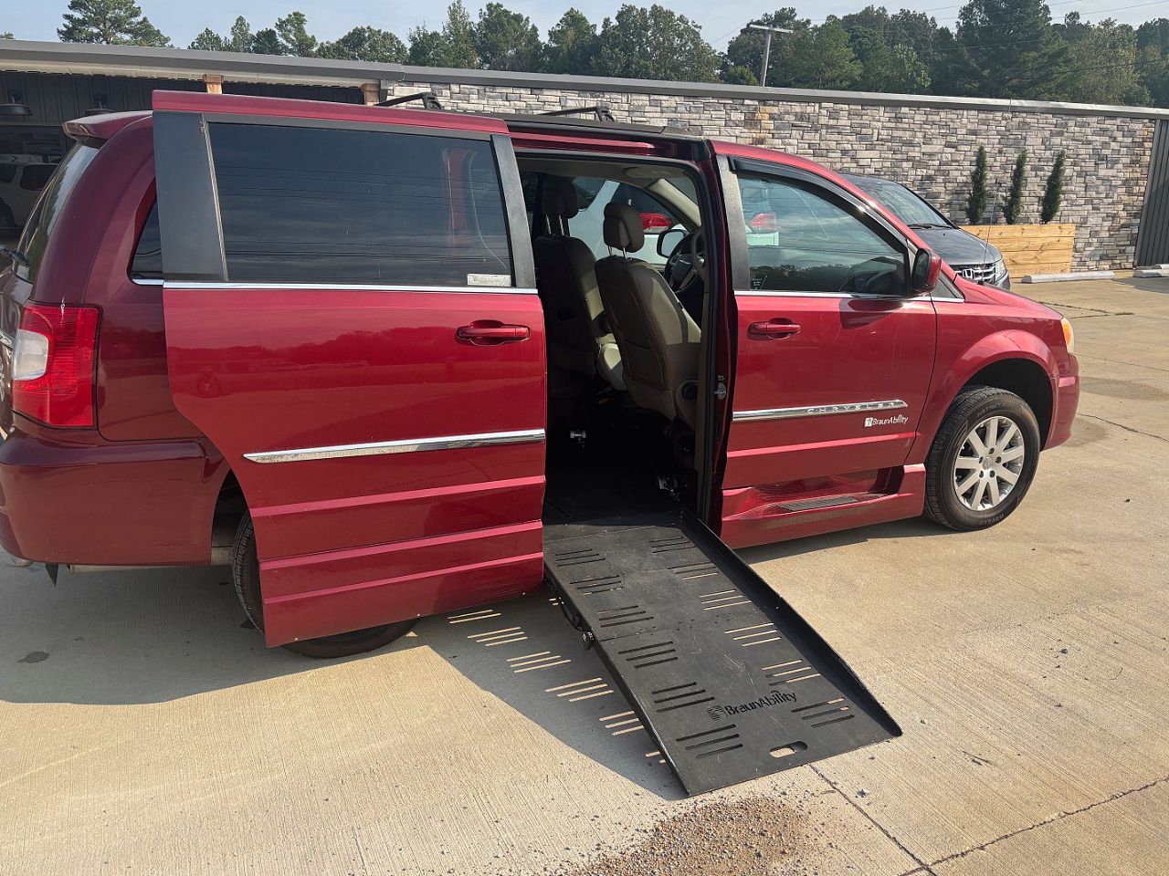 2014 CHRYSLER Town and Country