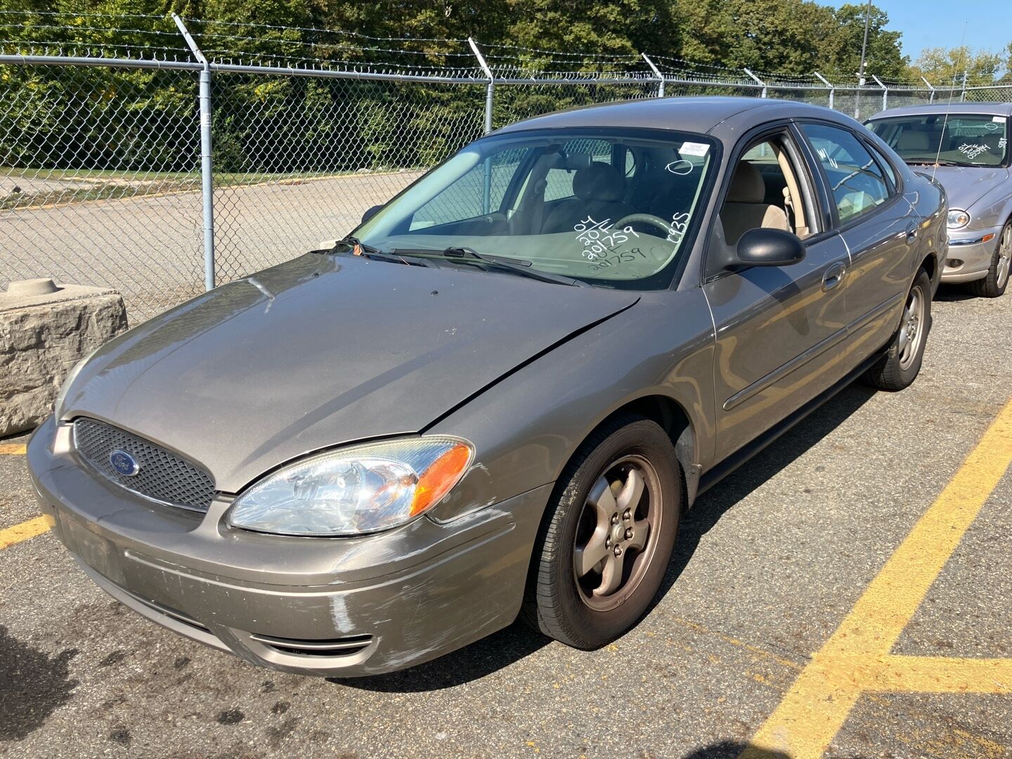 Ford Taurus