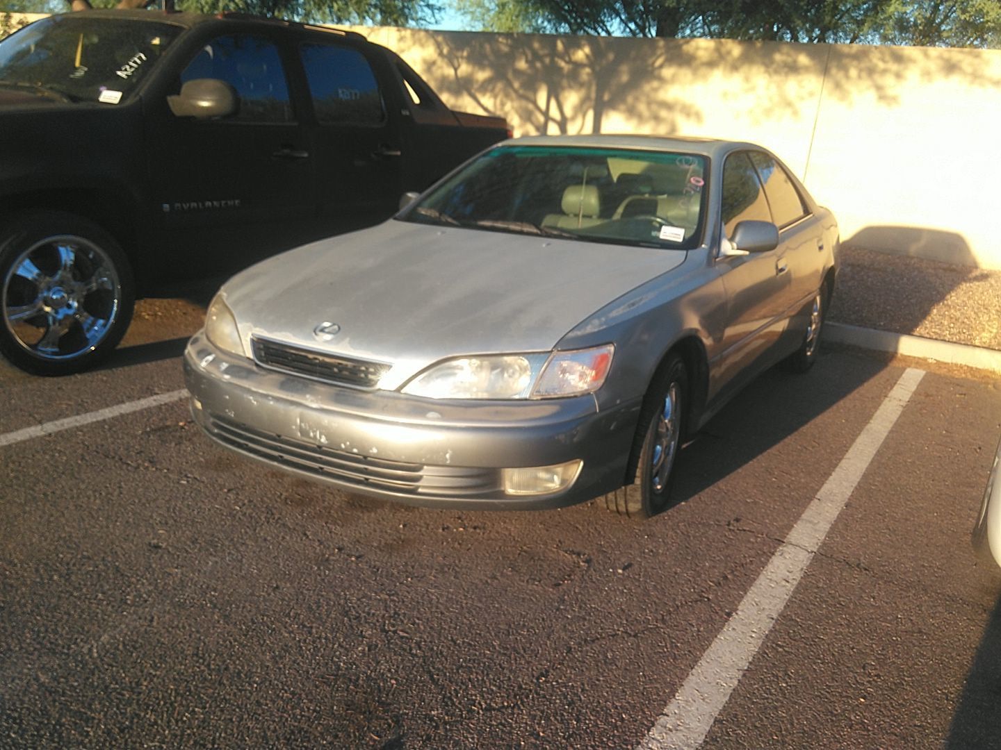 Lexus ES