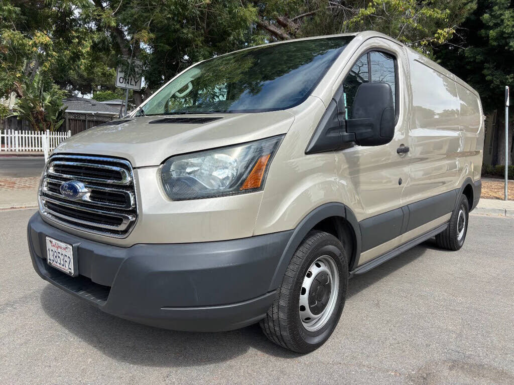 2017 FORD Transit