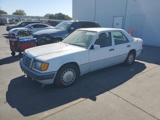 Mercedes-Benz 300