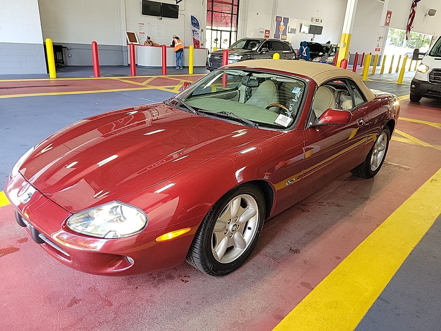 Jaguar XK8