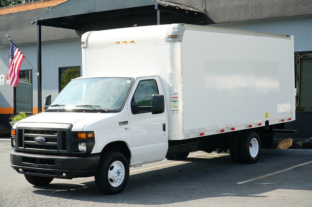 Ford E-350