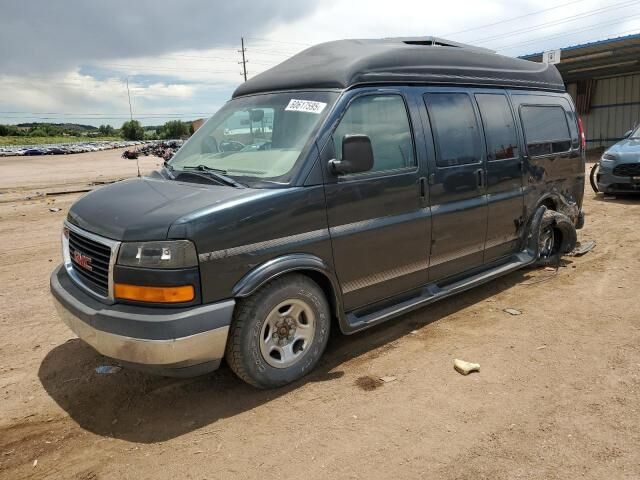 GMC Savana