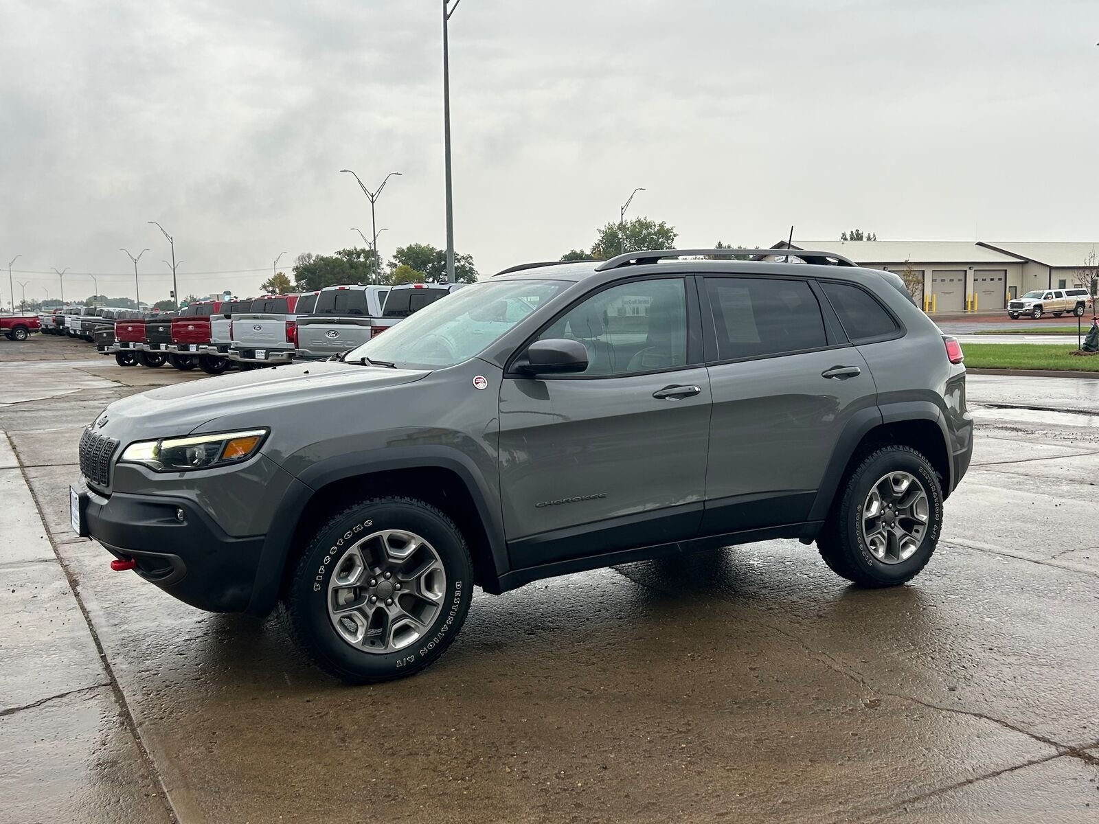 2019 JEEP Cherokee