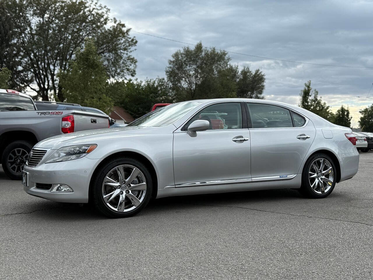 Lexus LS