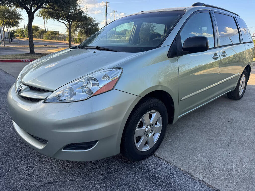 2008 TOYOTA Sienna