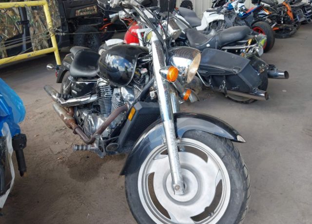 Honda VT1100C2 (SHADOW SABRE)