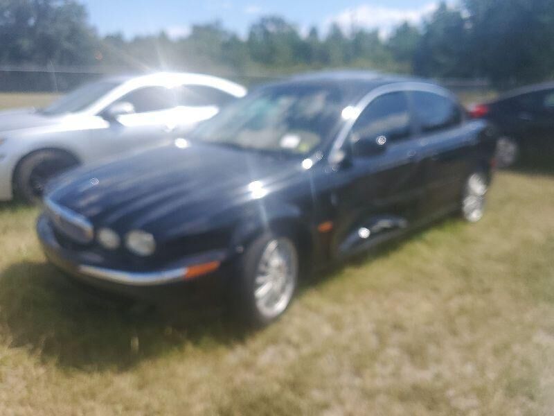 Jaguar X-Type