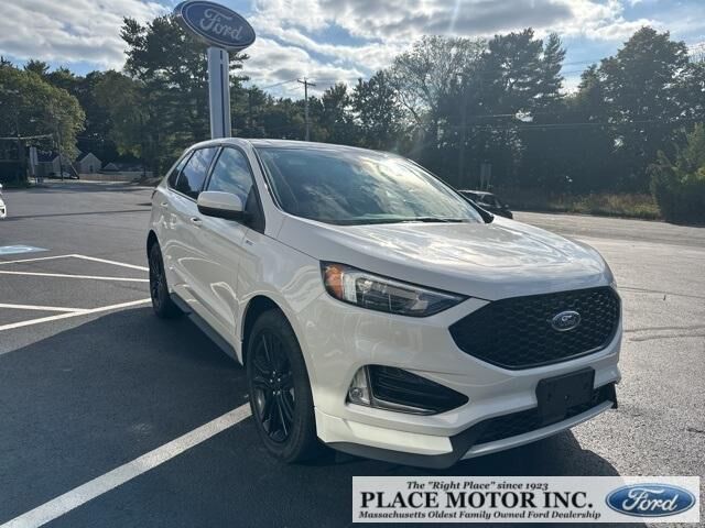 2022 FORD Edge