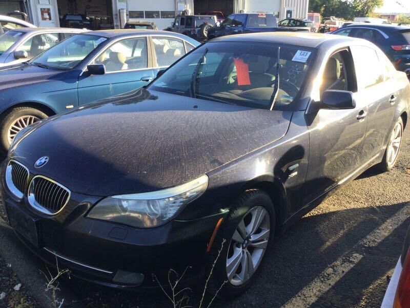 BMW 528i