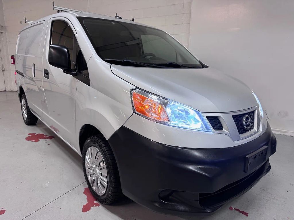 Nissan NV200