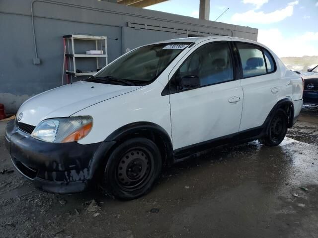 Toyota Echo