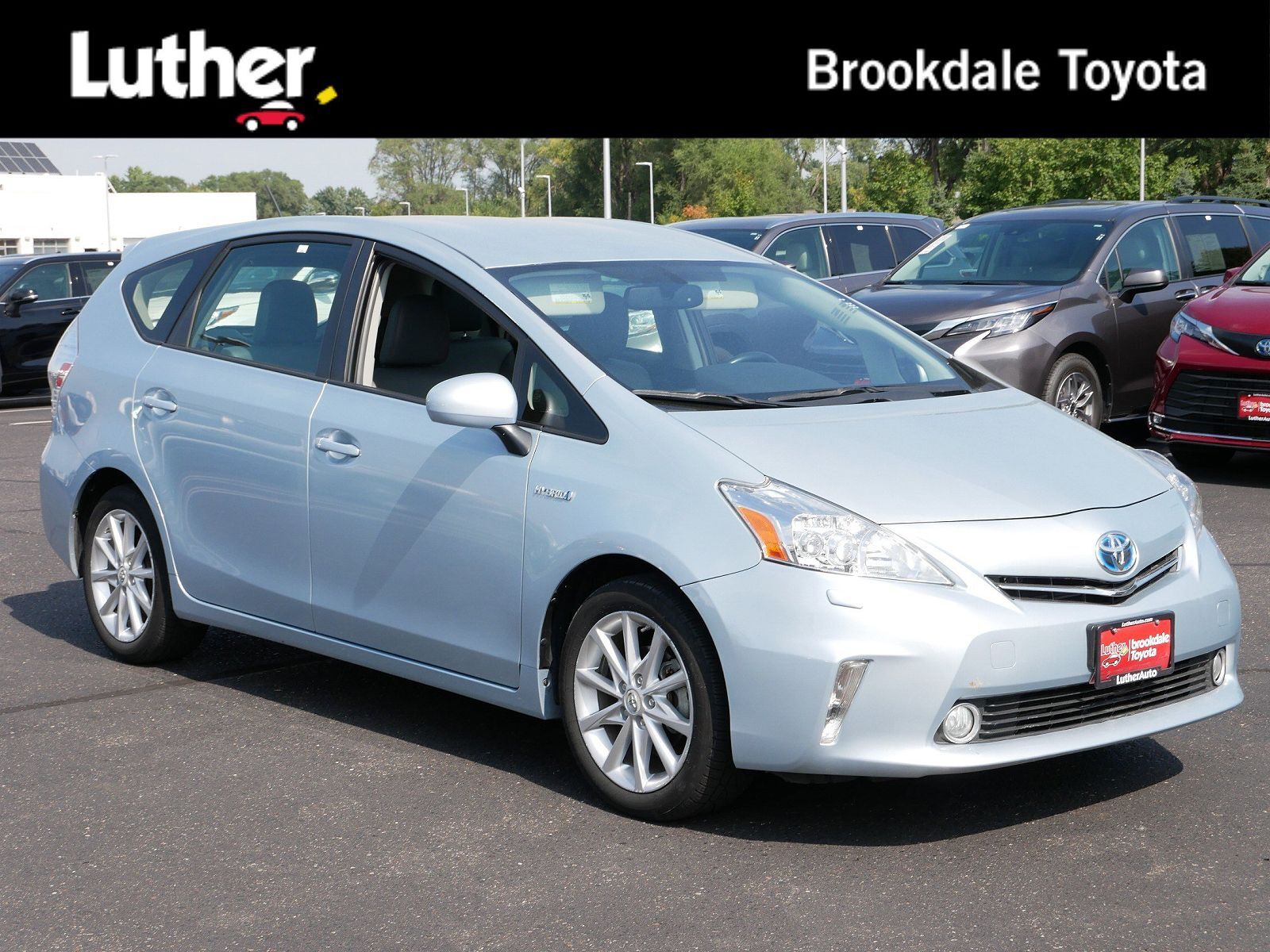 Toyota Prius V