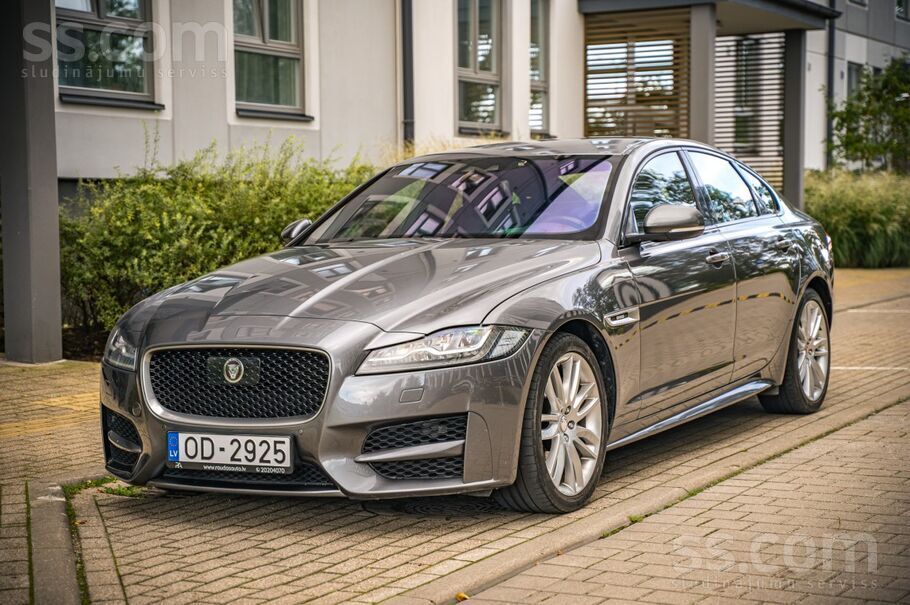 Jaguar XF