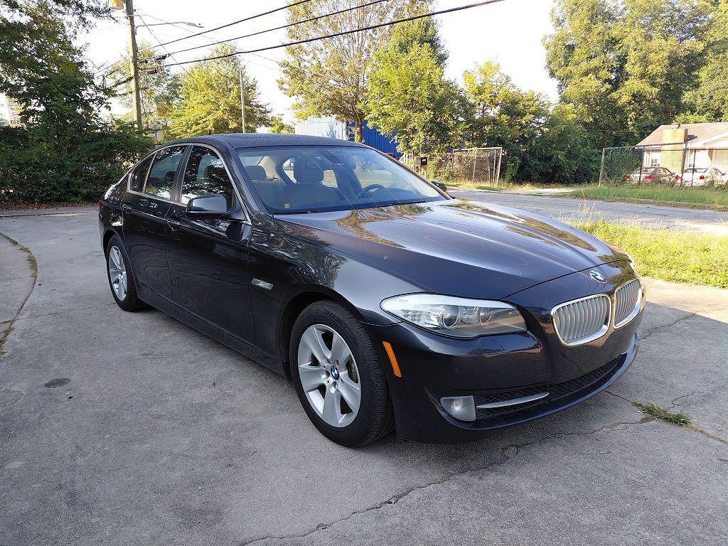 BMW 528i