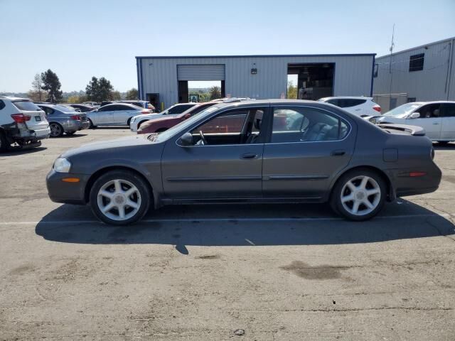 Nissan Maxima
