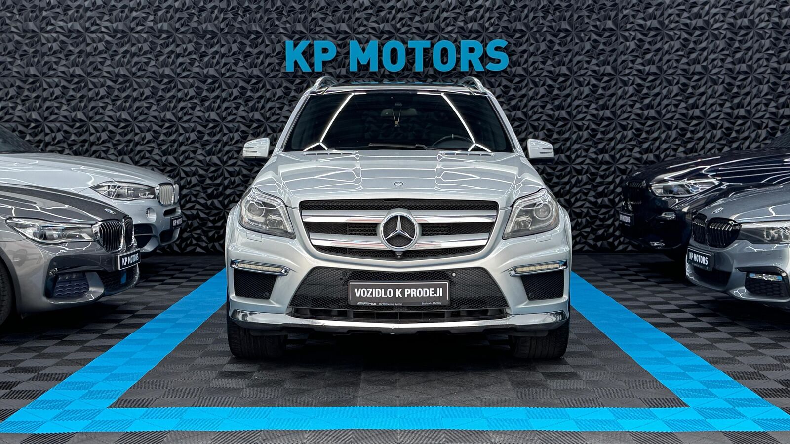 Mercedes-Benz GL-Class
