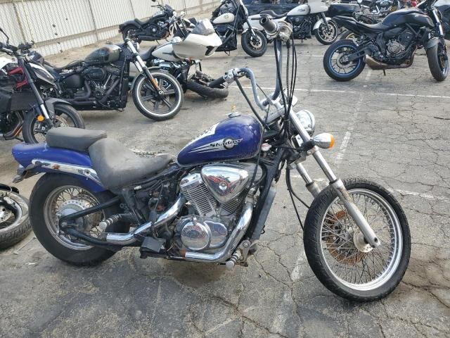 Honda VT600CD (SHADOW VLX DELUXE)