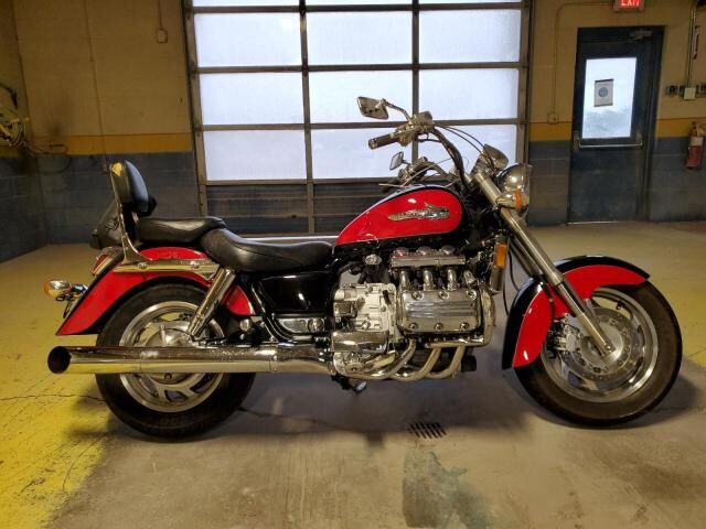 Honda GL1500C (VALKYRIE)