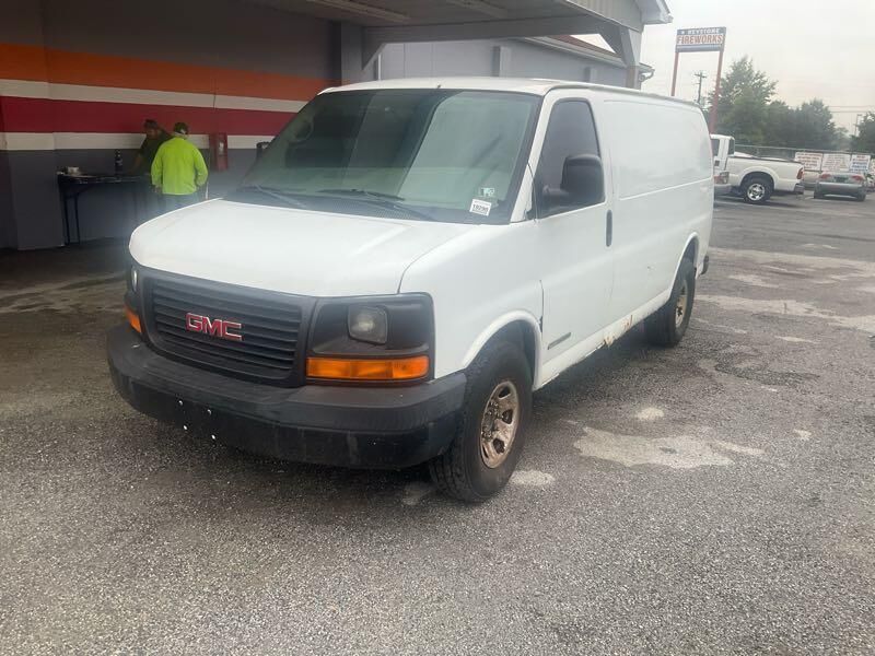 GMC Savana