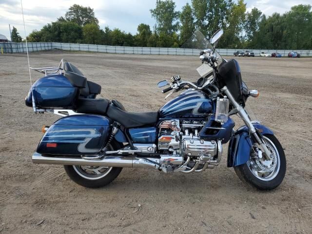 Honda GL1500CF (VALKYRIE INTERSTATE)