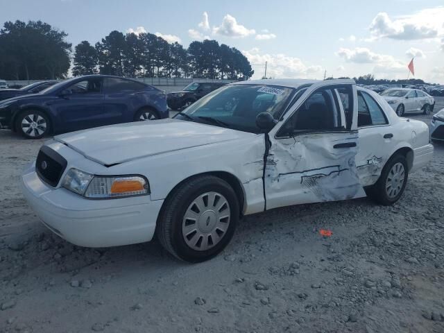 Ford Crown Victoria