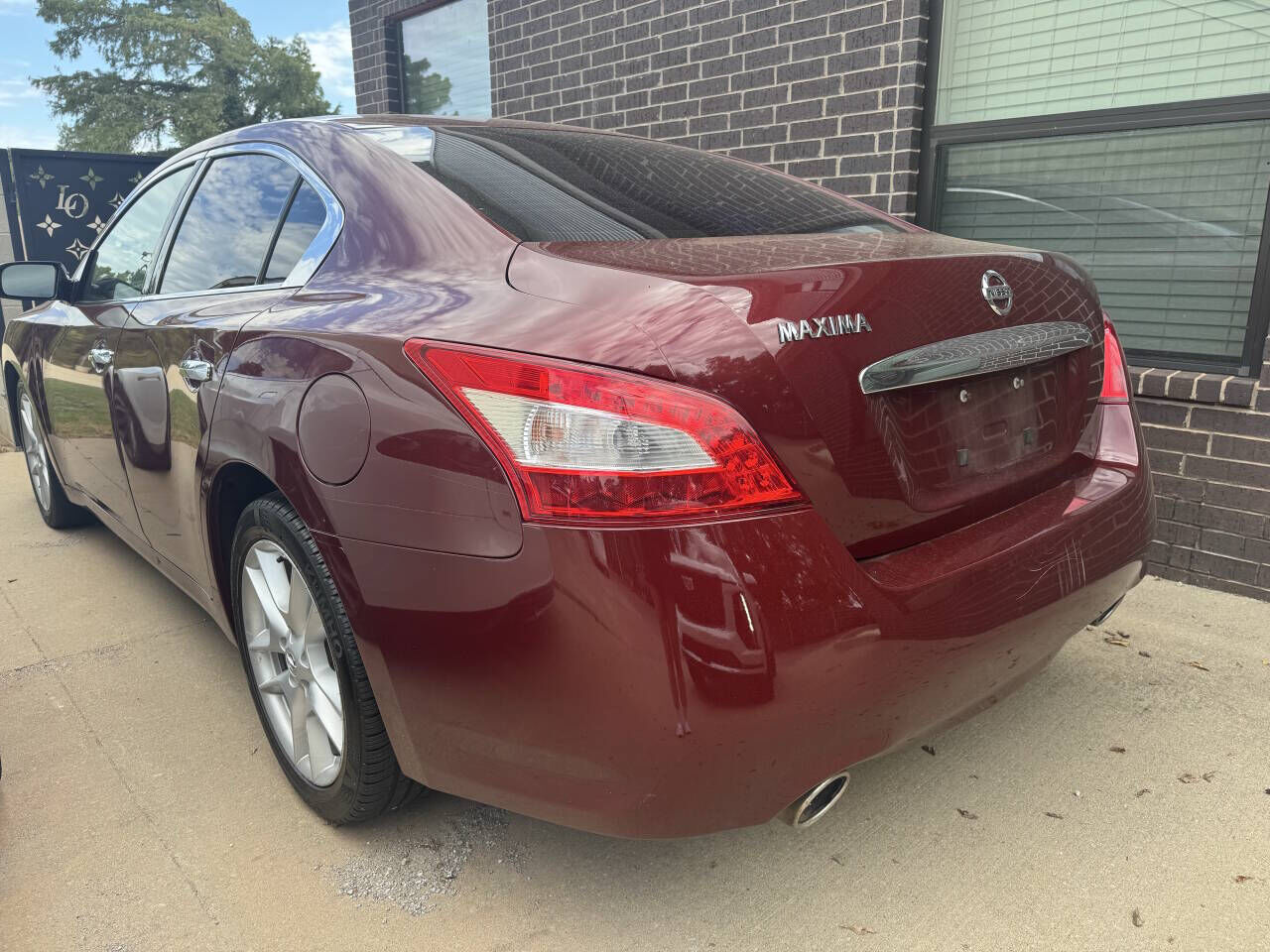 2011 NISSAN Maxima