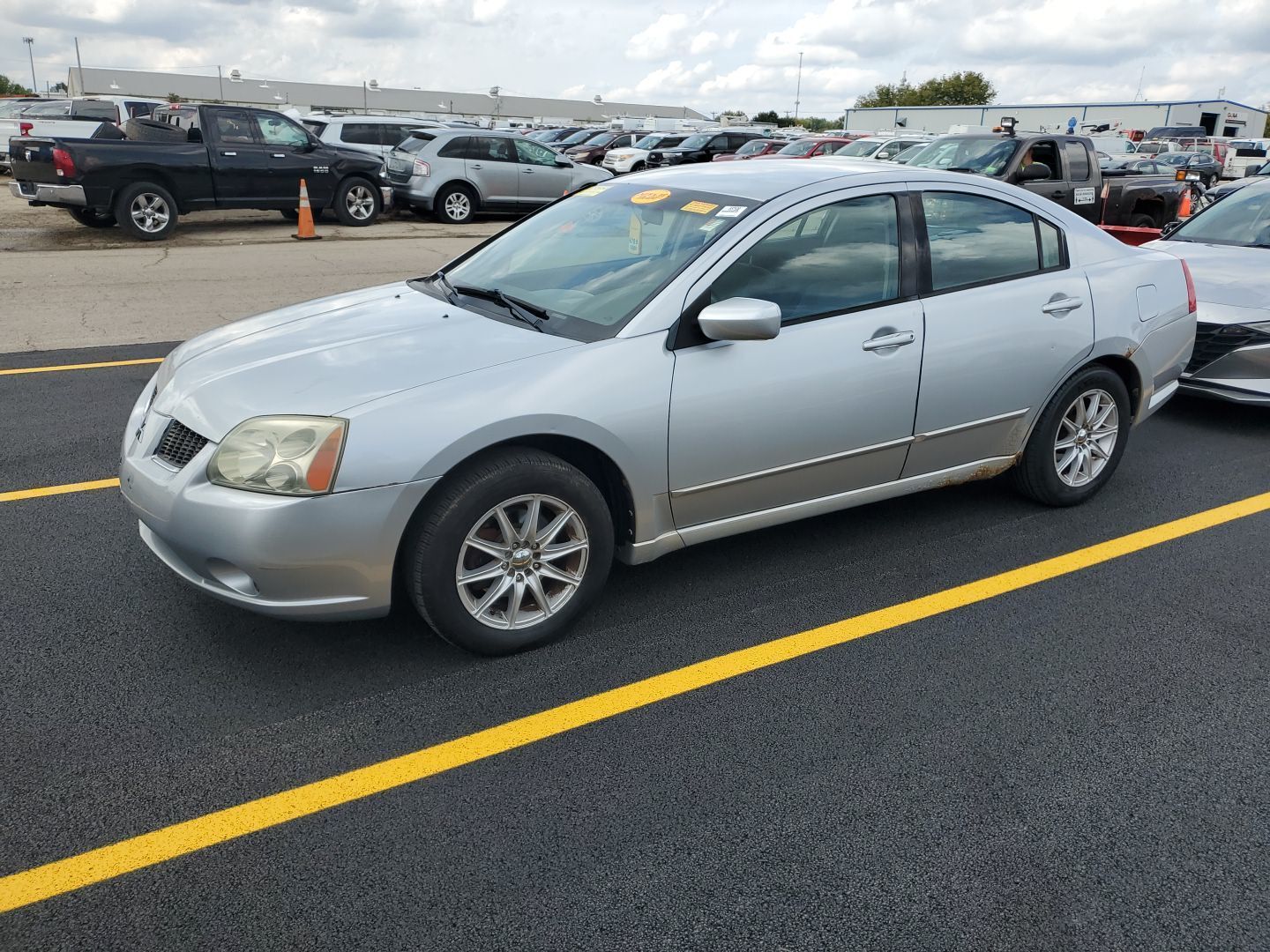 Mitsubishi Galant