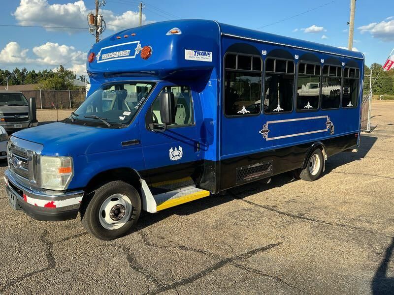 Ford E-450