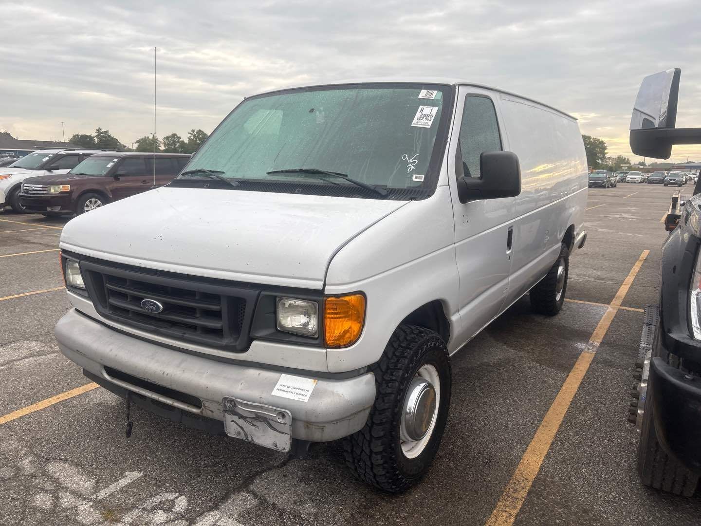 Ford E-350